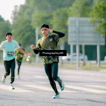 Runner Photo 6515061