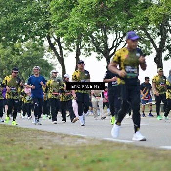 Runner Photo 6515073