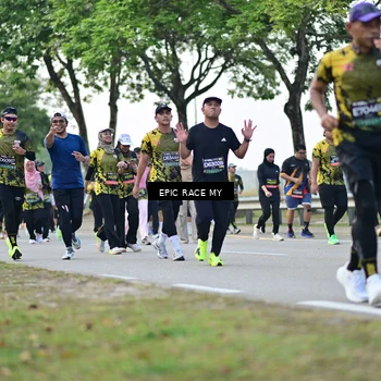 Runner Photo 6515092
