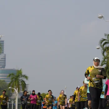 Runner Photo 6515112