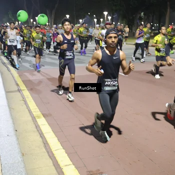 Runner Photo 6515130