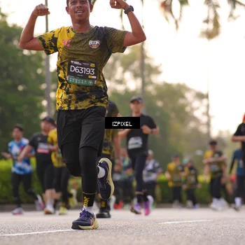 Runner Photo 6515134