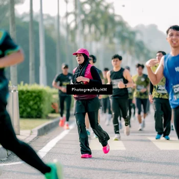 Runner Photo 6515140