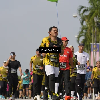 Runner Photo 6515143