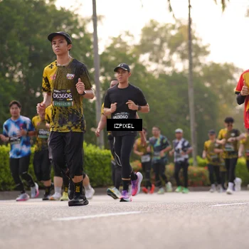 Runner Photo 6515152