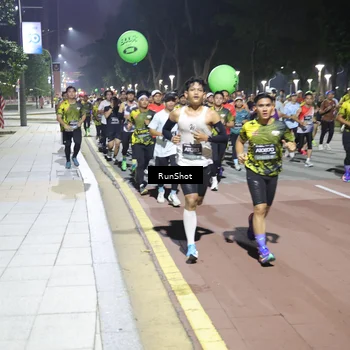Runner Photo 6515237