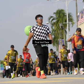 Runner Photo 6515239