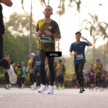 Runner Photo 6515242