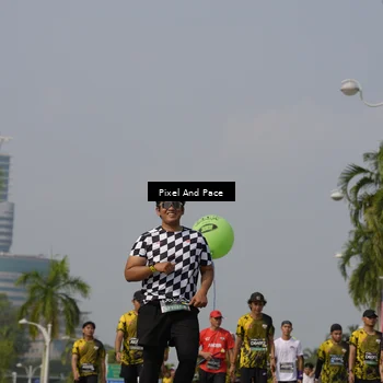 Runner Photo 6515252