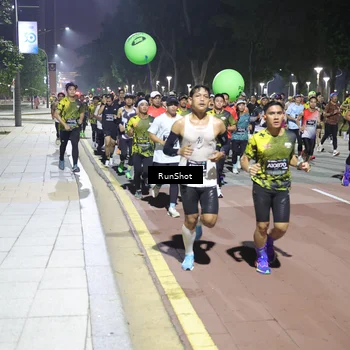 Runner Photo 6515254