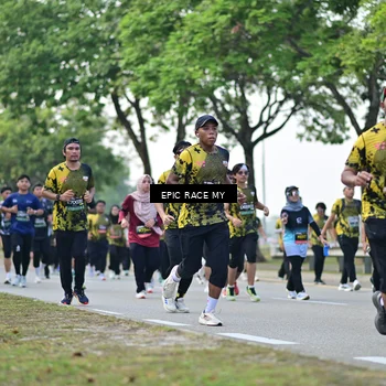 Runner Photo 6515256