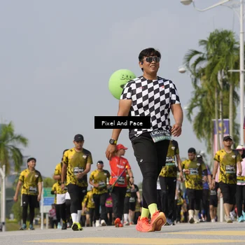 Runner Photo 6515279
