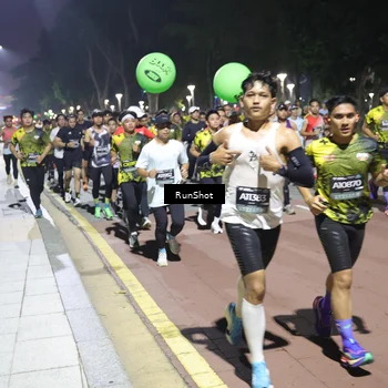 Runner Photo 6515287