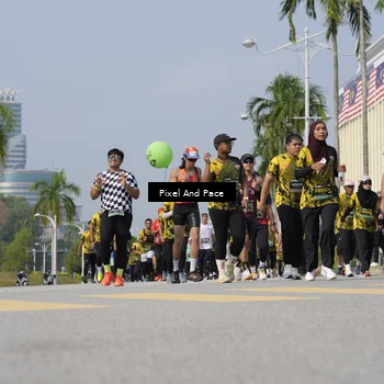 Runner Photo 6515308