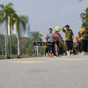 Runner Photo 6515329