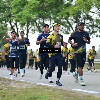 Runner Photo 6515334