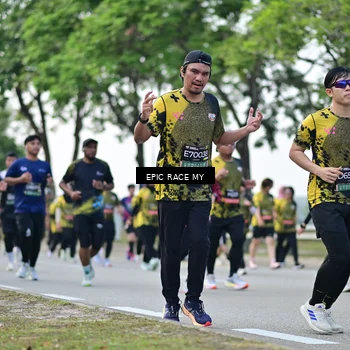 Runner Photo 6515336