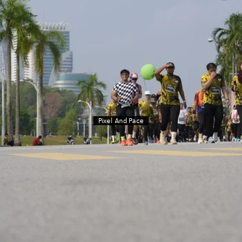 Runner Photo 6515345