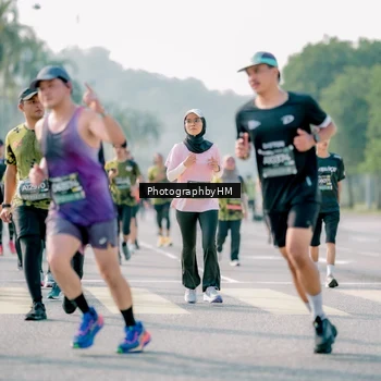 Runner Photo 6515367