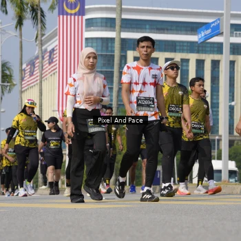 Runner Photo 6515373