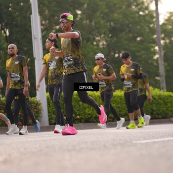 Runner Photo 6515430