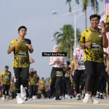 Runner Photo 6515436