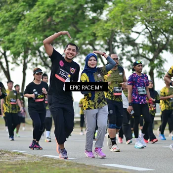 Runner Photo 6515440