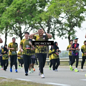 Runner Photo 6515456
