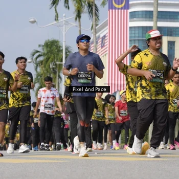 Runner Photo 6515472