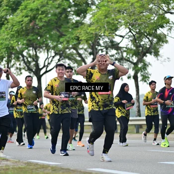 Runner Photo 6515475