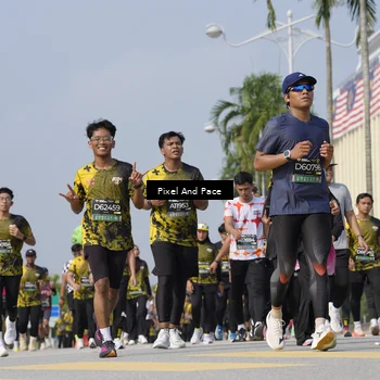 Runner Photo 6515478