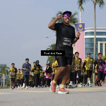 Runner Photo 6515546