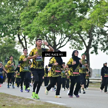 Runner Photo 6515561