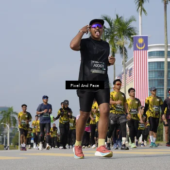 Runner Photo 6515564