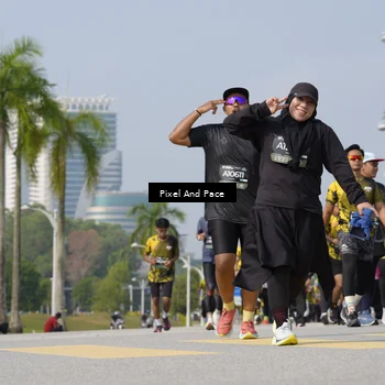 Runner Photo 6515597