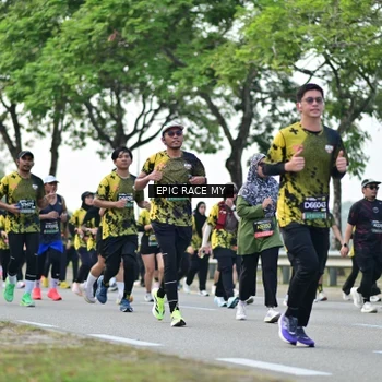 Runner Photo 6515621