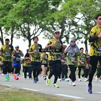 Runner Photo 6515624