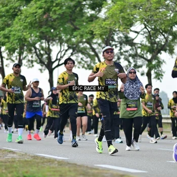Runner Photo 6515635