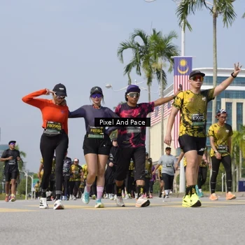 Runner Photo 6515708