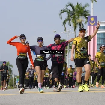 Runner Photo 6515718