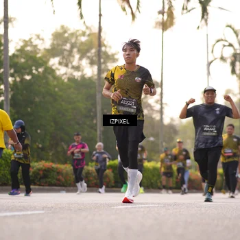 Runner Photo 6515756