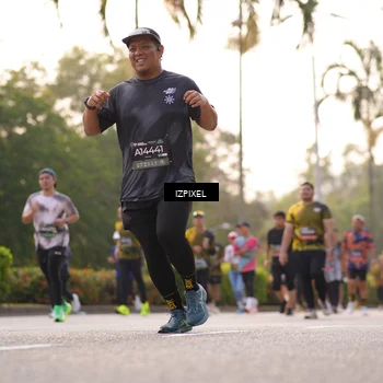 Runner Photo 6515845