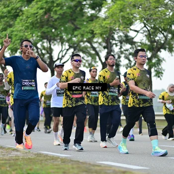 Runner Photo 6515859
