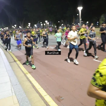 Runner Photo 6515864