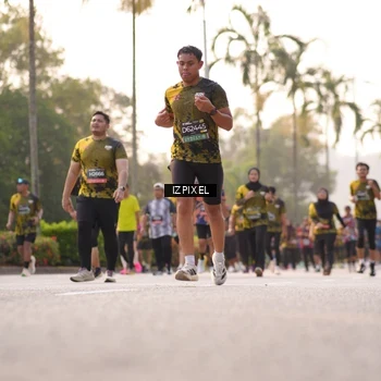 Runner Photo 6515866