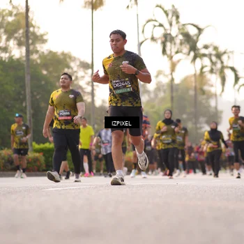 Runner Photo 6515875