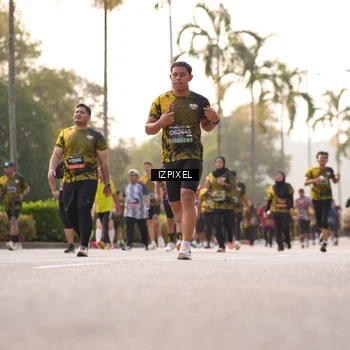 Runner Photo 6515878