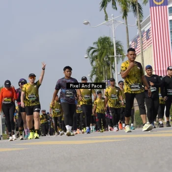 Runner Photo 6515919