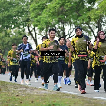 Runner Photo 6515972