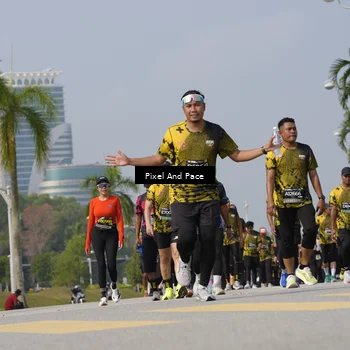 Runner Photo 6515987
